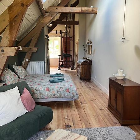 Saint-Symphorien-de-Marmagne Moulin De Maupoy B&B 외부 사진