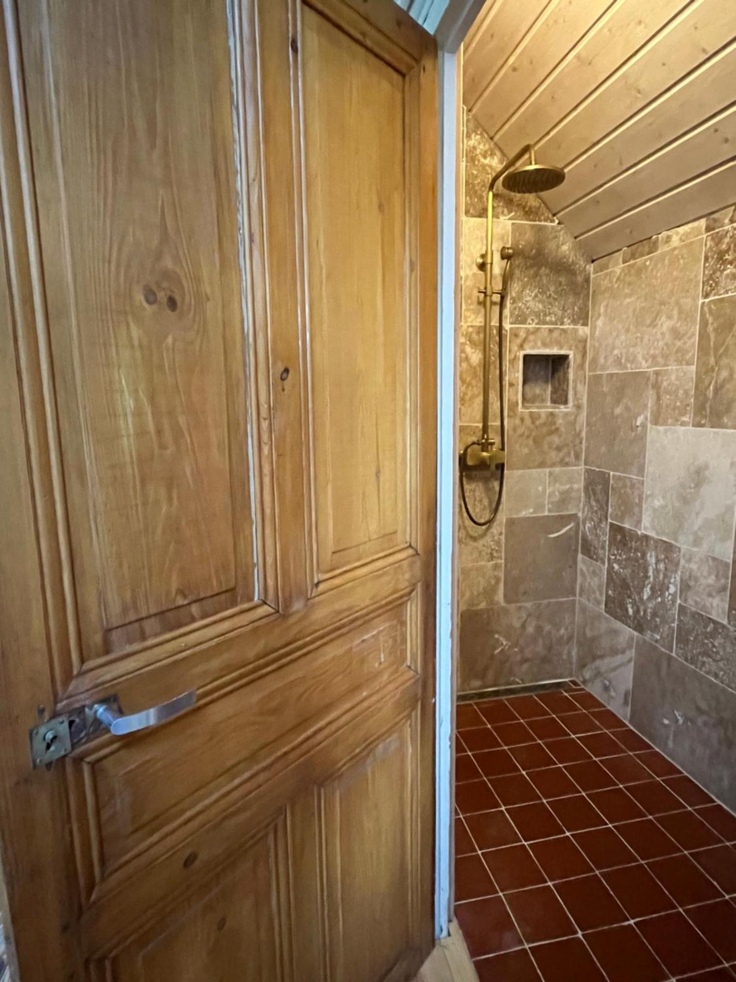 Saint-Symphorien-de-Marmagne Moulin De Maupoy B&B 외부 사진