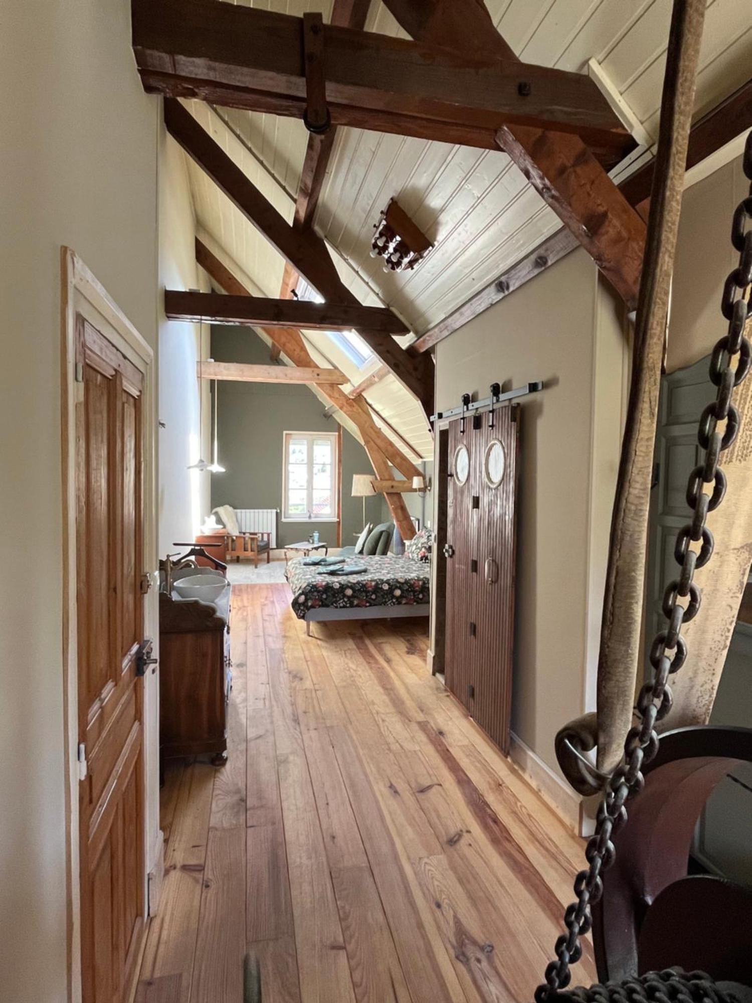 Saint-Symphorien-de-Marmagne Moulin De Maupoy B&B 외부 사진