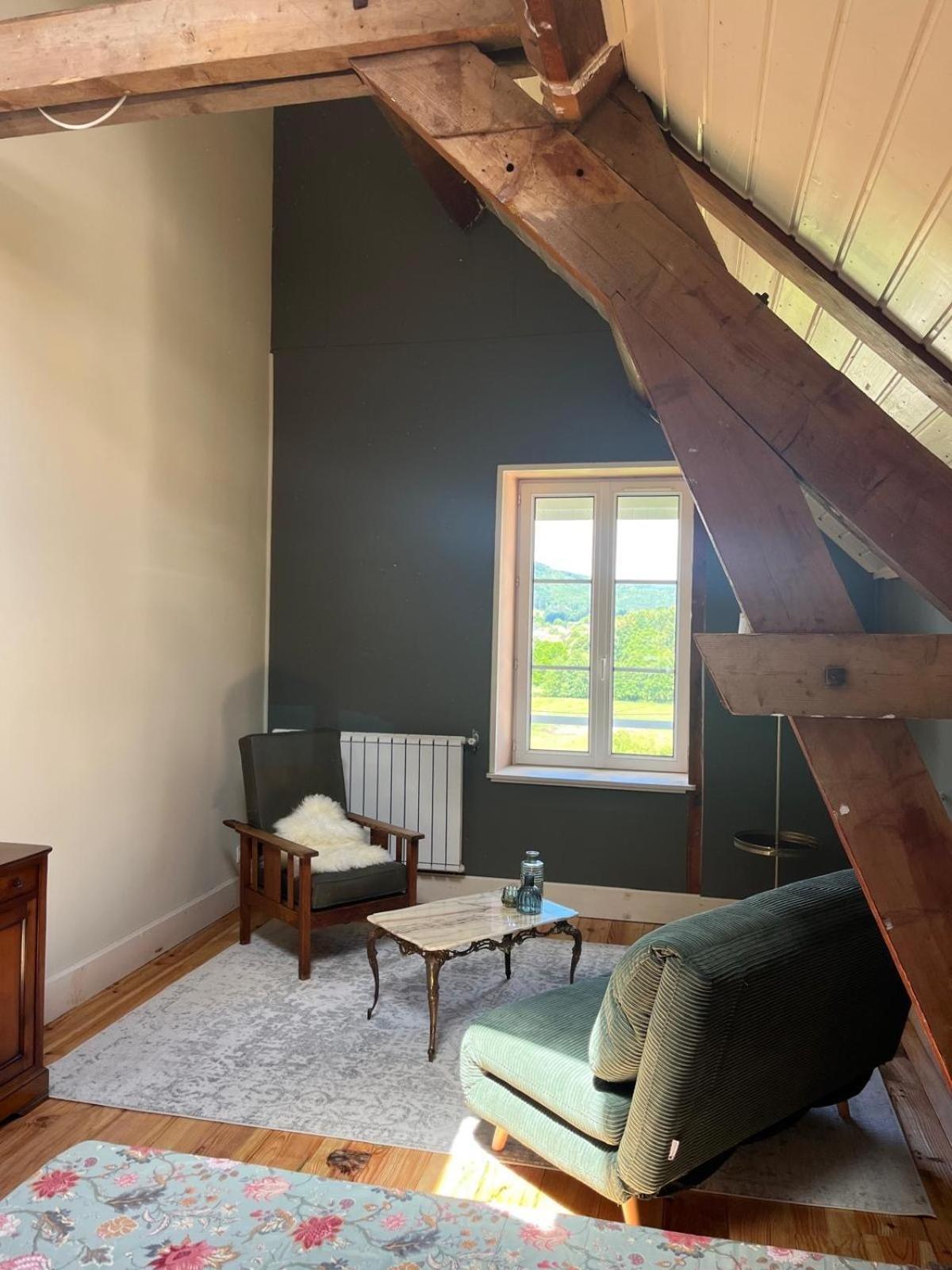 Saint-Symphorien-de-Marmagne Moulin De Maupoy B&B 외부 사진